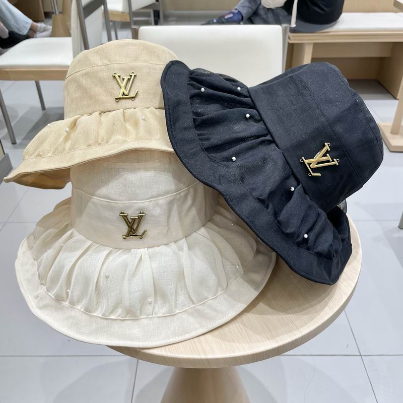 LV hat 030793